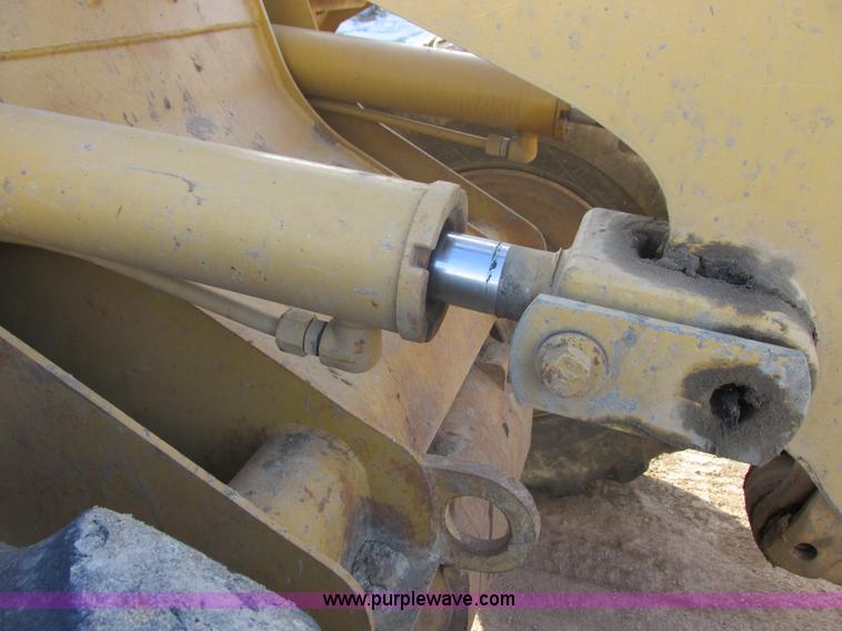 image for item E5264 1995 Caterpillar 924F wheel loader