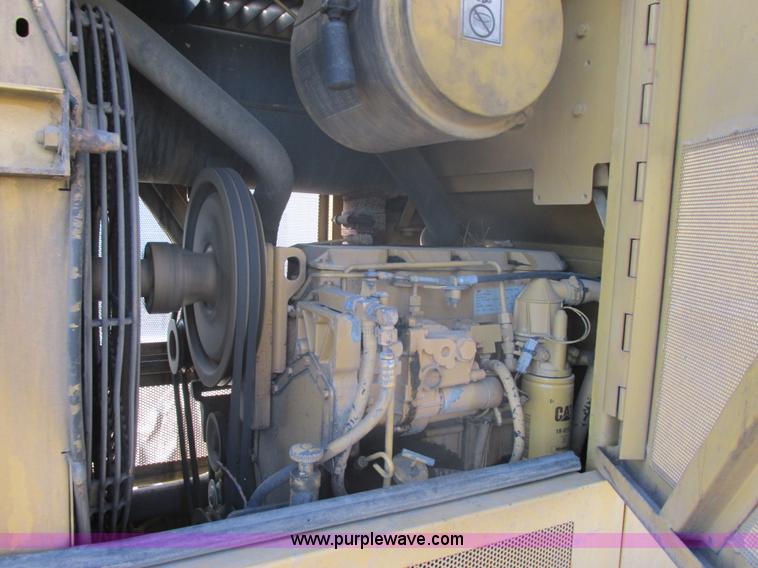 image for item E5264 1995 Caterpillar 924F wheel loader