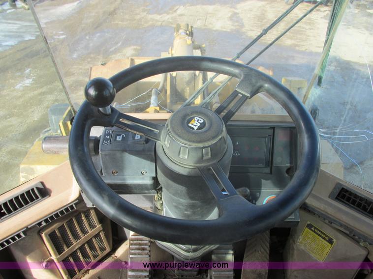 image for item E5264 1995 Caterpillar 924F wheel loader