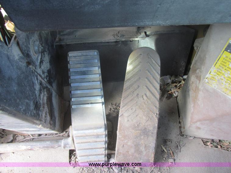 image for item E5264 1995 Caterpillar 924F wheel loader