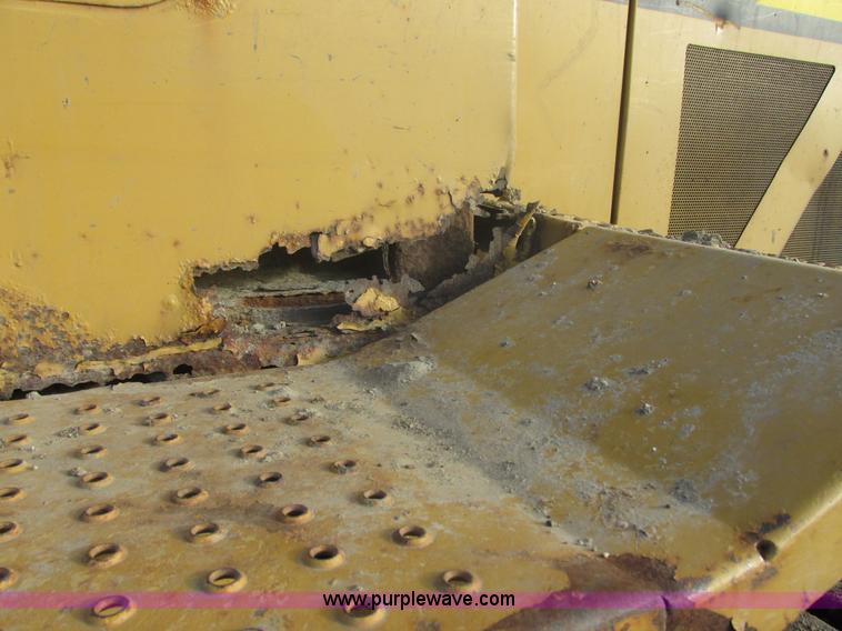 image for item E5264 1995 Caterpillar 924F wheel loader