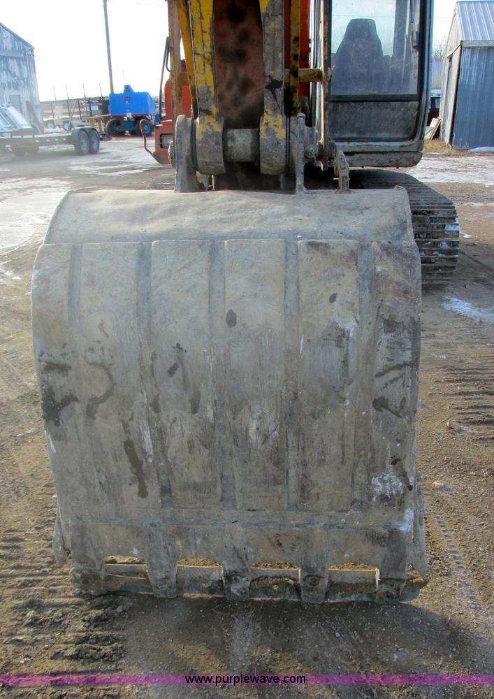 image for item E5265 1989 Hitachi EX150 excavator