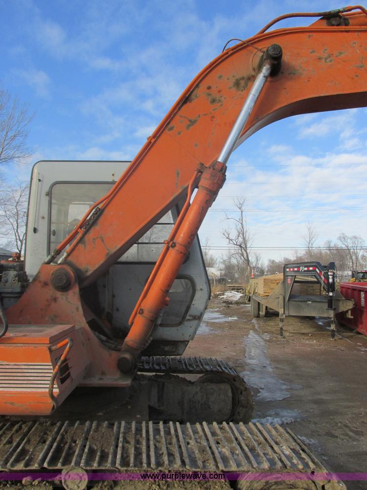 image for item E5265 1989 Hitachi EX150 excavator