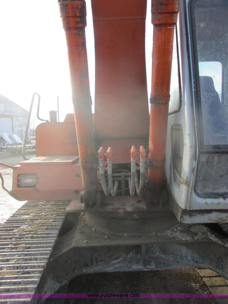 image for item E5265 1989 Hitachi EX150 excavator