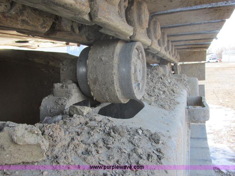 image for item E5265 1989 Hitachi EX150 excavator