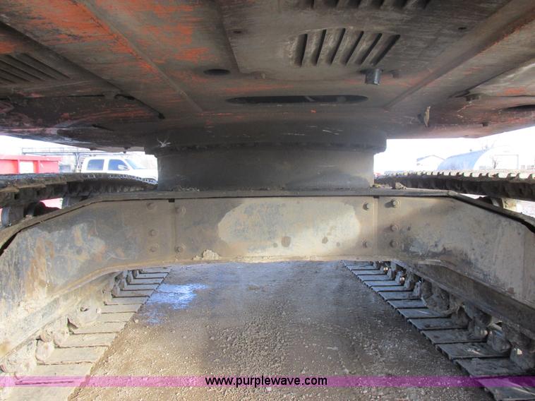 image for item E5265 1989 Hitachi EX150 excavator