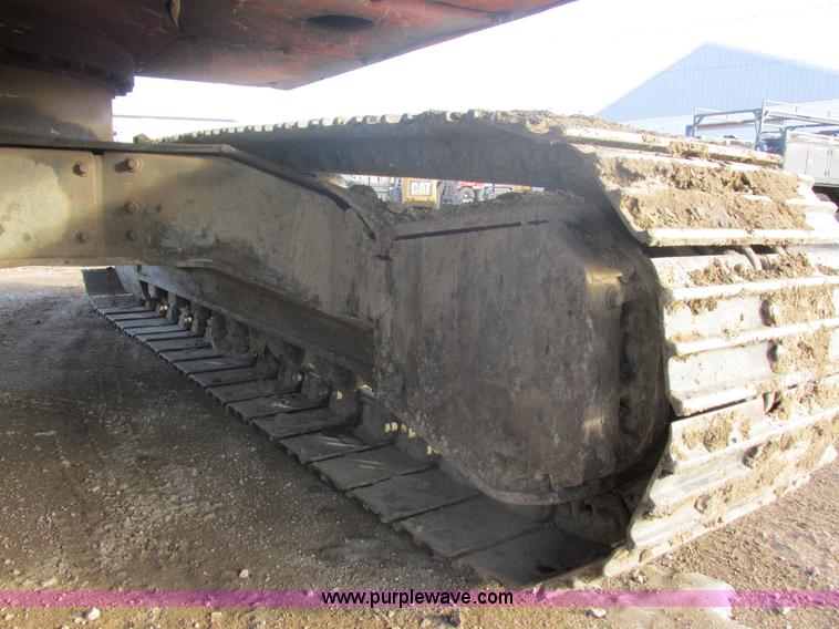 image for item E5265 1989 Hitachi EX150 excavator