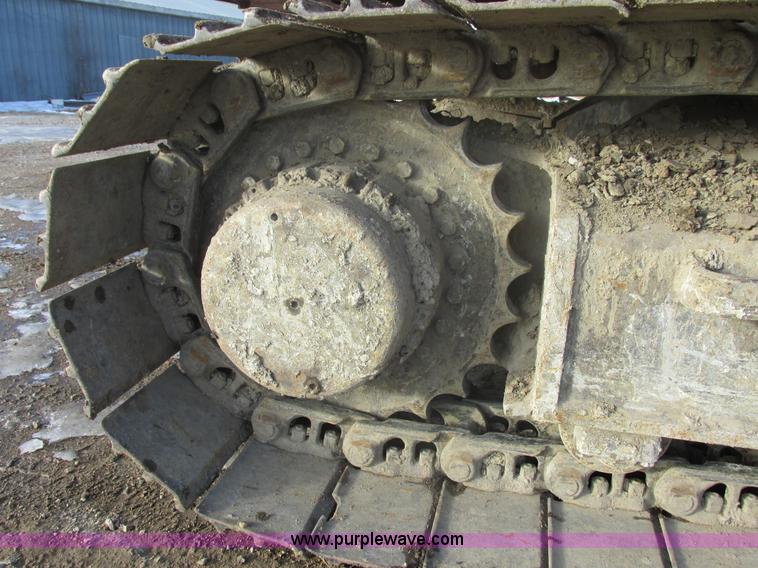 image for item E5265 1989 Hitachi EX150 excavator