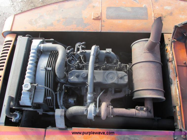 image for item E5265 1989 Hitachi EX150 excavator