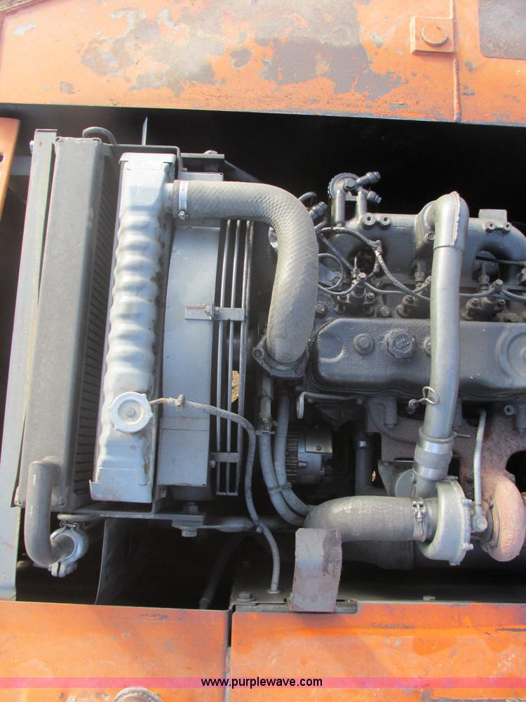 image for item E5265 1989 Hitachi EX150 excavator