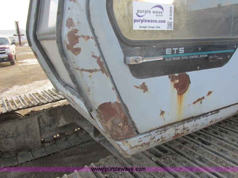 image for item E5265 1989 Hitachi EX150 excavator