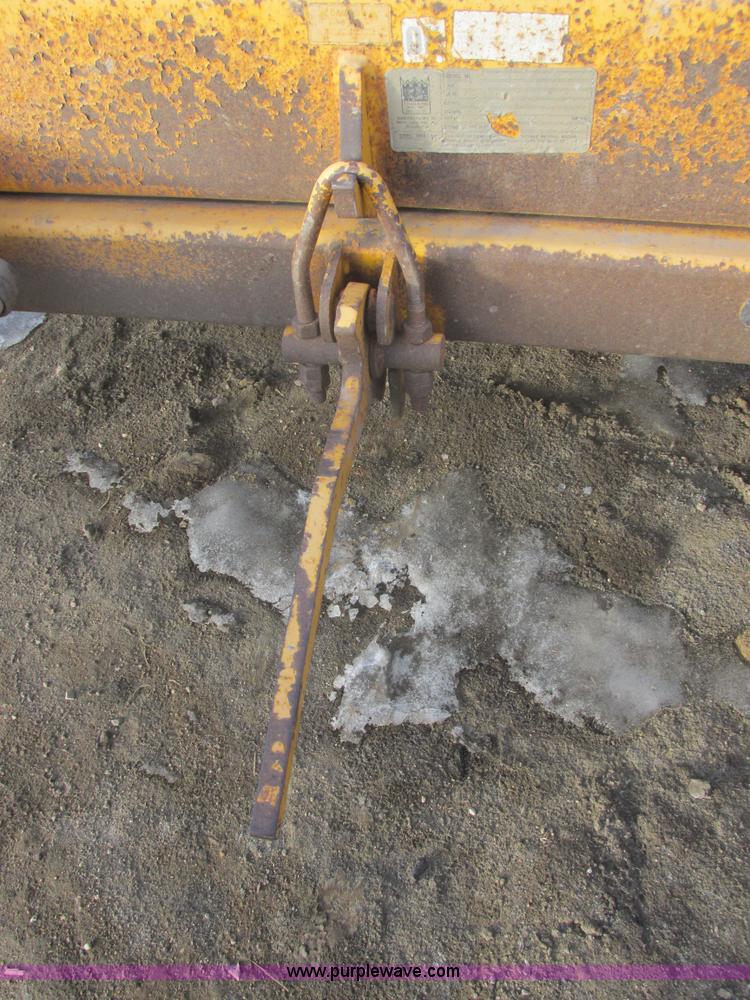 image for item E5266 2003 Trail King TKT-120 tandem axle equipment trailer