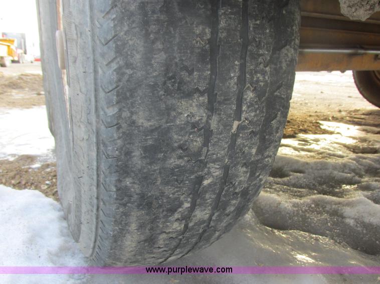 image for item E5266 2003 Trail King TKT-120 tandem axle equipment trailer