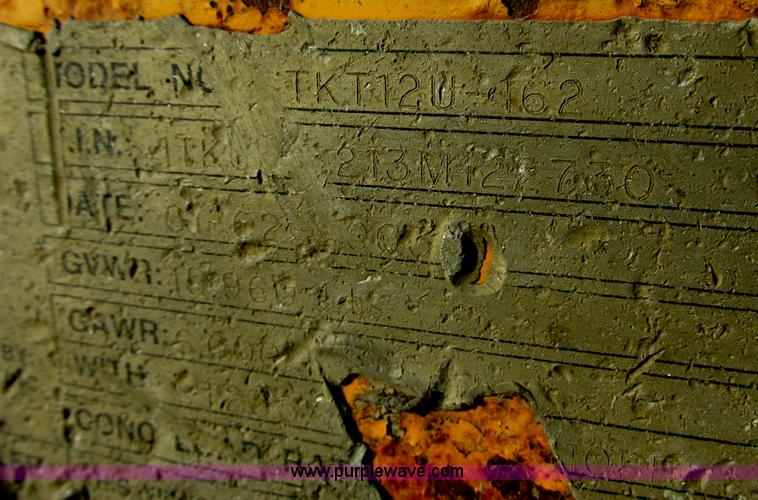 image for item E5266 2003 Trail King TKT-120 tandem axle equipment trailer