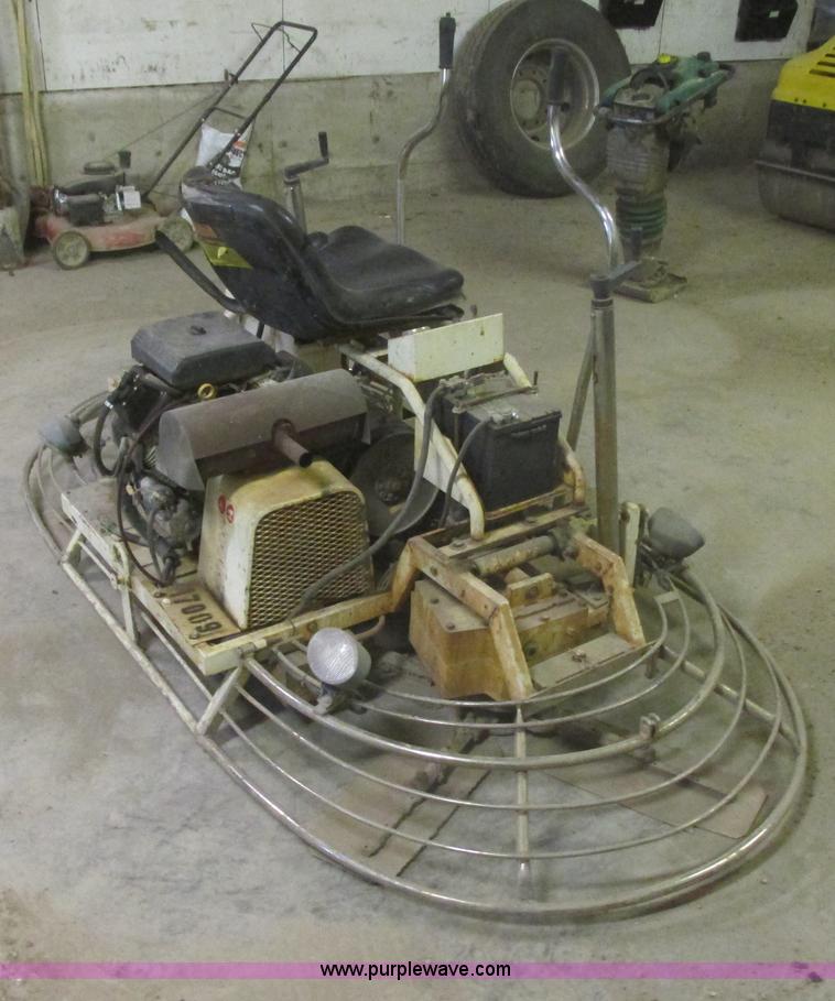 image for item E5268 Terex-Bartell TS96 ride-on concrete trowel