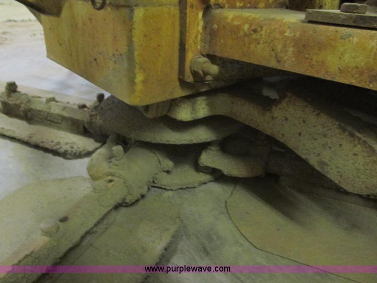 image for item E5268 Terex-Bartell TS96 ride-on concrete trowel