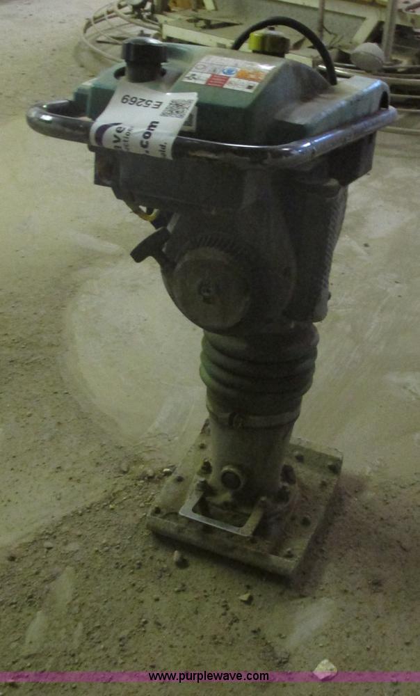 image for item E5269 2003 Wacker BS7D0 plate compactor