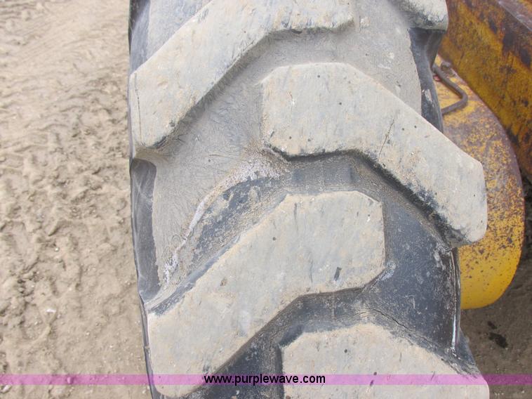 image for item E5270 1966 Caterpillar 12E motor grader