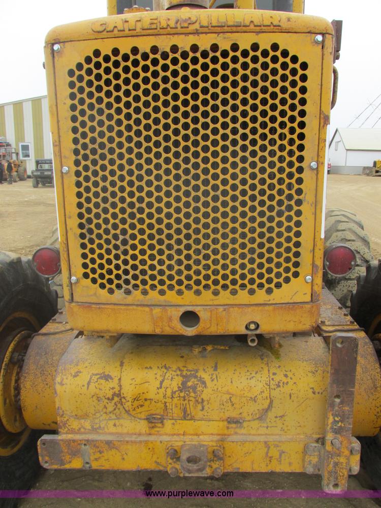 image for item E5270 1966 Caterpillar 12E motor grader