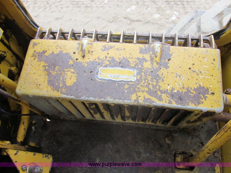 image for item E5270 1966 Caterpillar 12E motor grader