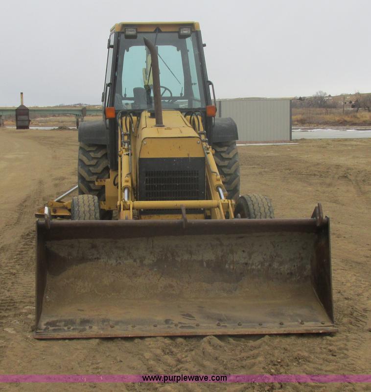 image for item E5272 Ford 555D backhoe