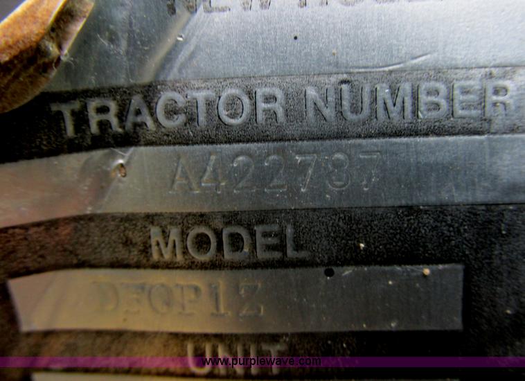 image for item E5272 Ford 555D backhoe