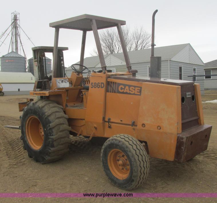 image for item E5273 1984 Case 586D forklift