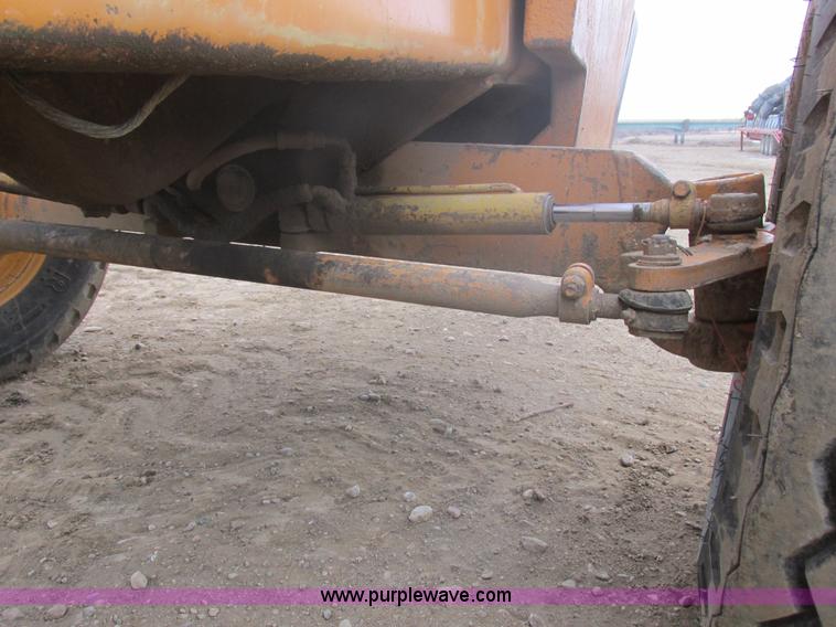 image for item E5273 1984 Case 586D forklift