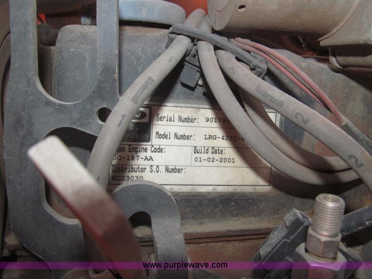 image for item E7338 2001 Snorkel TB60 boom lift