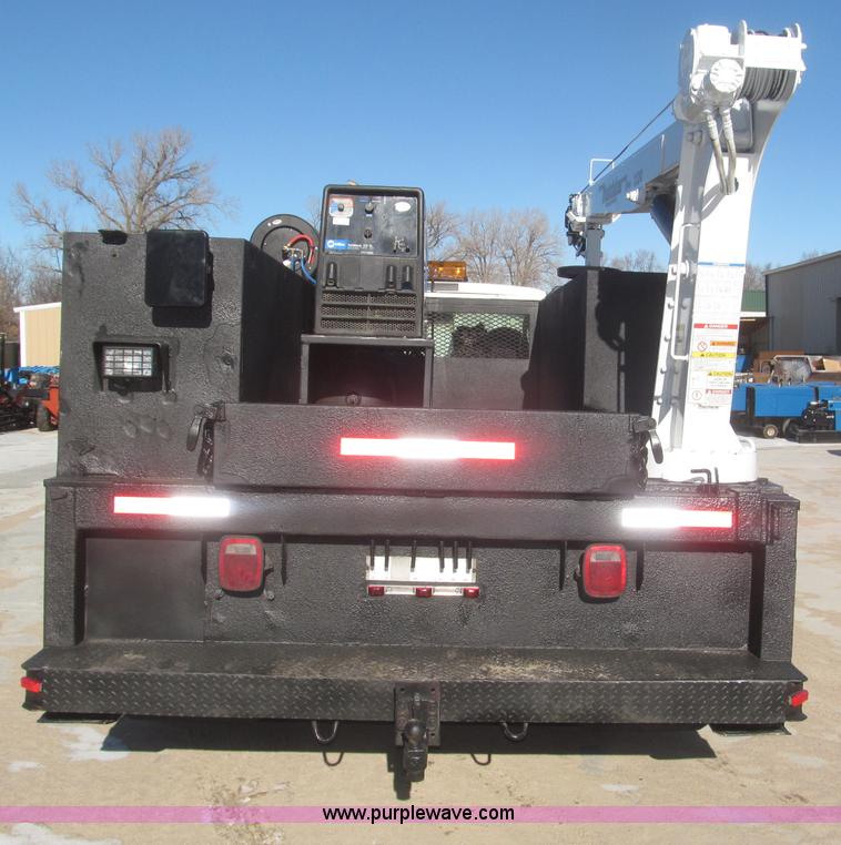 image for item F7226 2006 Ford F550 Super Duty XL service truck