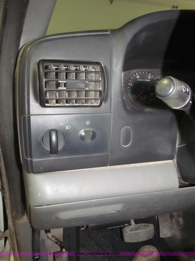 image for item F7226 2006 Ford F550 Super Duty XL service truck