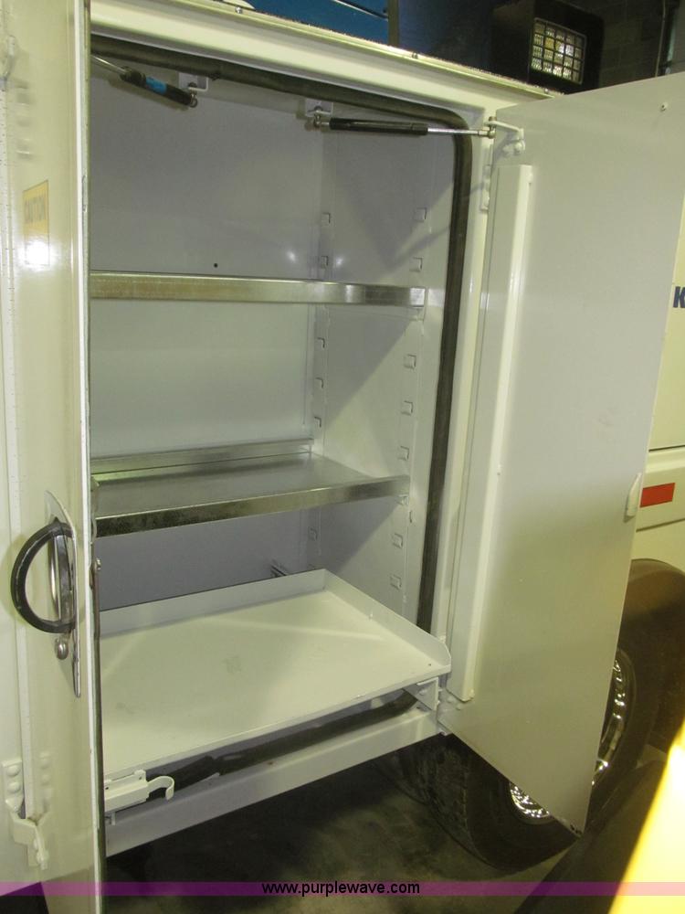 image for item F7226 2006 Ford F550 Super Duty XL service truck