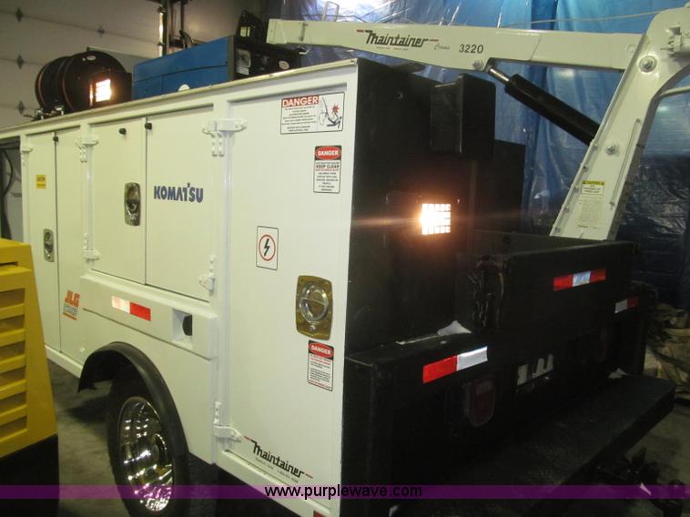 image for item F7226 2006 Ford F550 Super Duty XL service truck