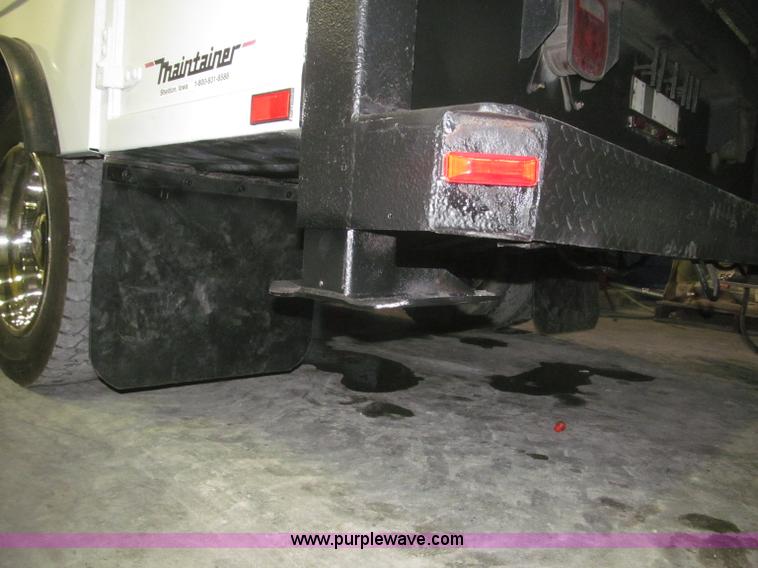 image for item F7226 2006 Ford F550 Super Duty XL service truck