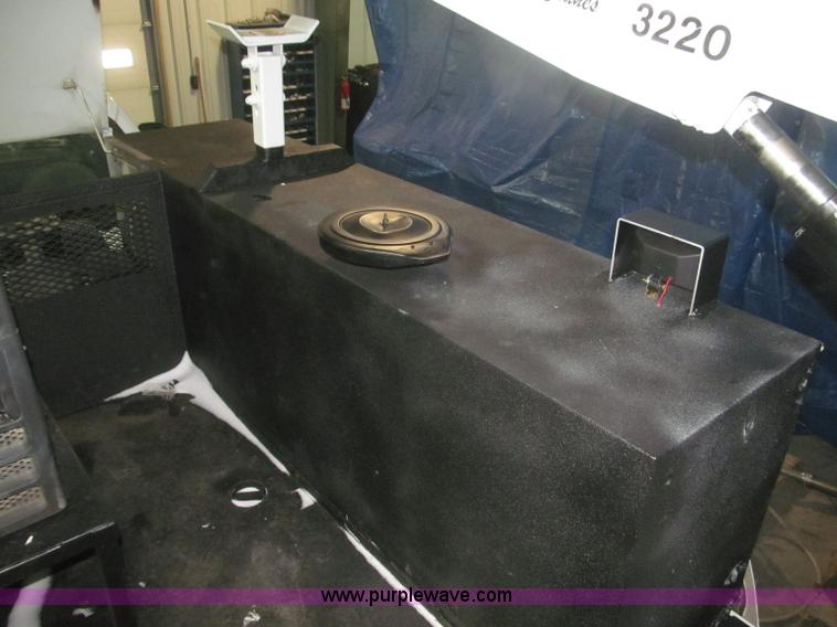 image for item F7226 2006 Ford F550 Super Duty XL service truck