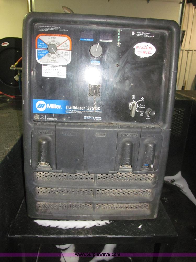 image for item F7226 2006 Ford F550 Super Duty XL service truck