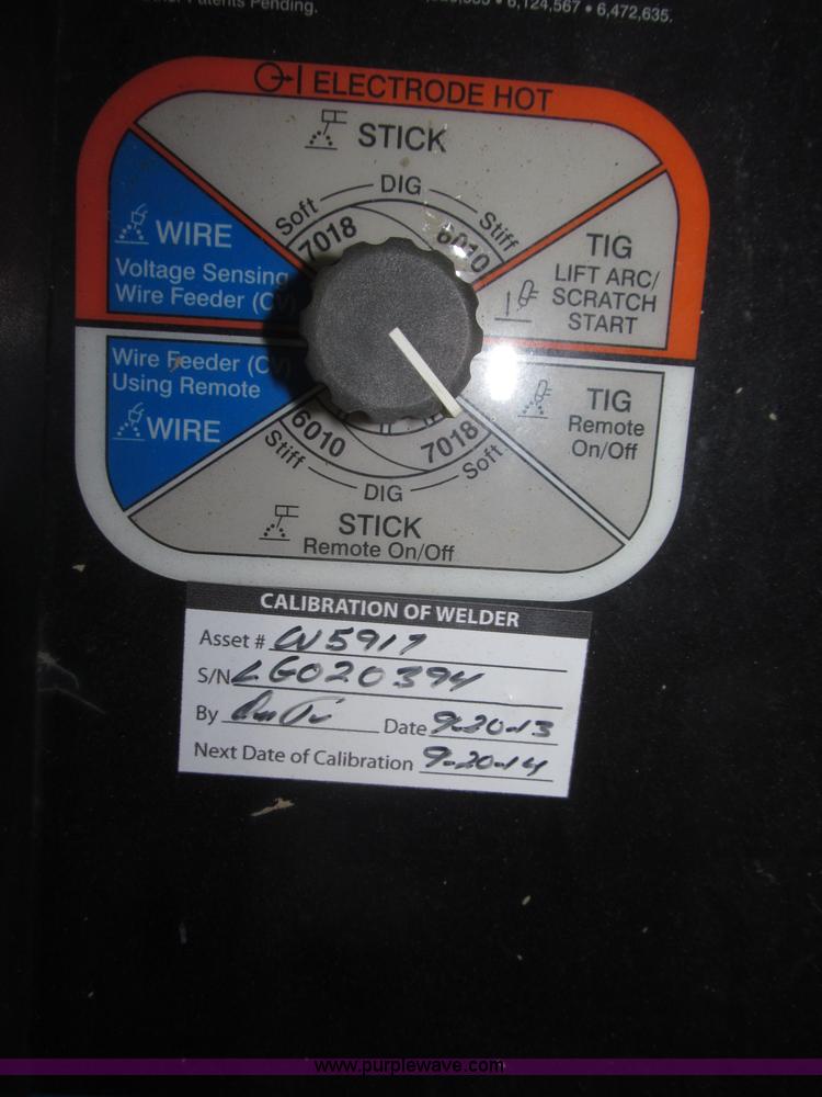 image for item F7226 2006 Ford F550 Super Duty XL service truck