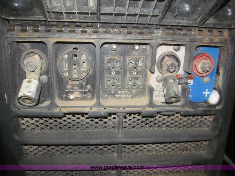 image for item F7226 2006 Ford F550 Super Duty XL service truck