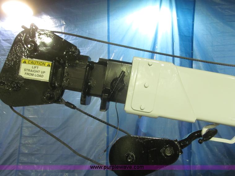 image for item F7226 2006 Ford F550 Super Duty XL service truck