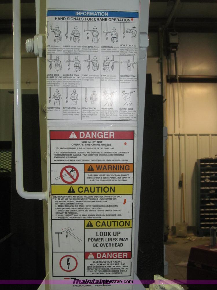 image for item F7226 2006 Ford F550 Super Duty XL service truck