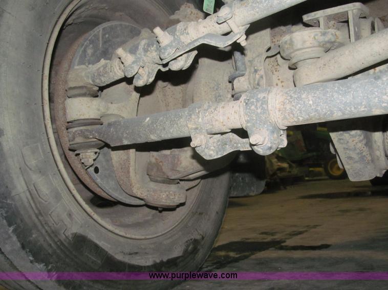 image for item F7226 2006 Ford F550 Super Duty XL service truck