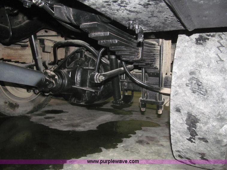 image for item F7226 2006 Ford F550 Super Duty XL service truck