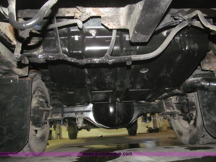 image for item F7226 2006 Ford F550 Super Duty XL service truck