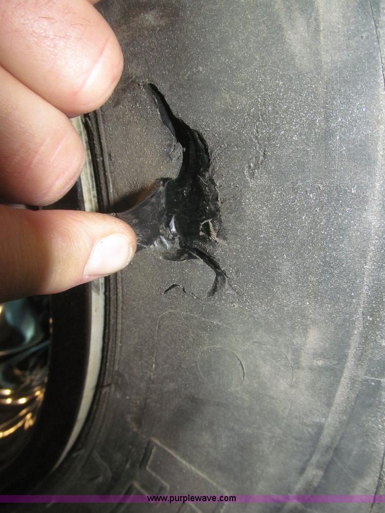 image for item F7226 2006 Ford F550 Super Duty XL service truck