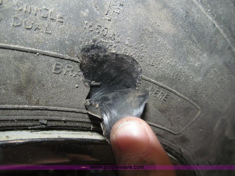 image for item F7226 2006 Ford F550 Super Duty XL service truck