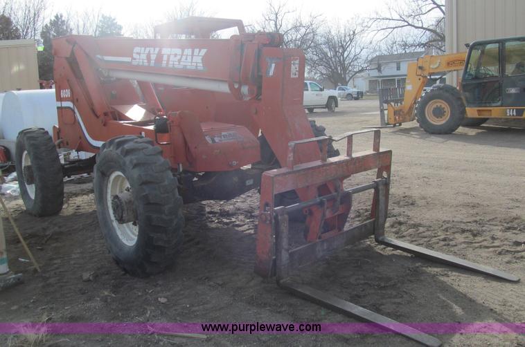 image for item G9583 1990 SkyTrac 6036 telehandler