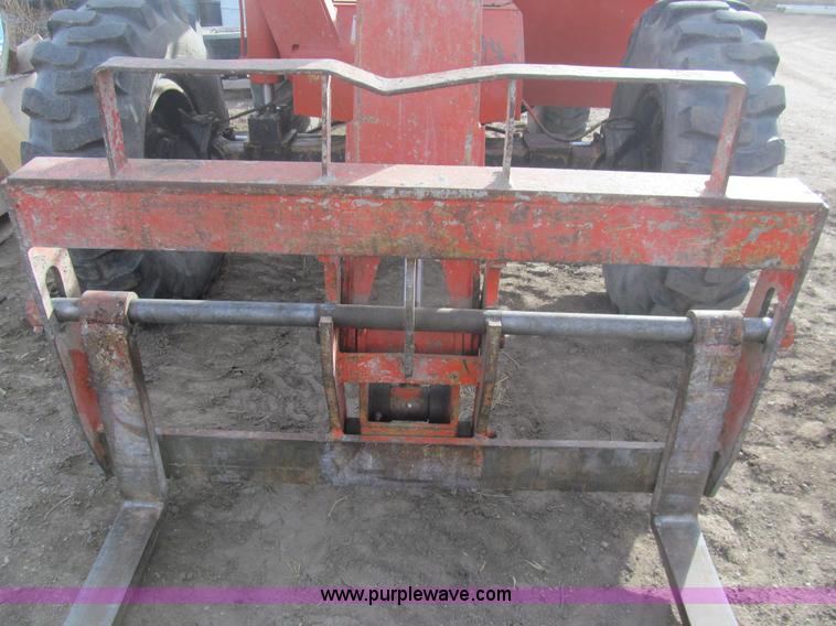 image for item G9583 1990 SkyTrac 6036 telehandler