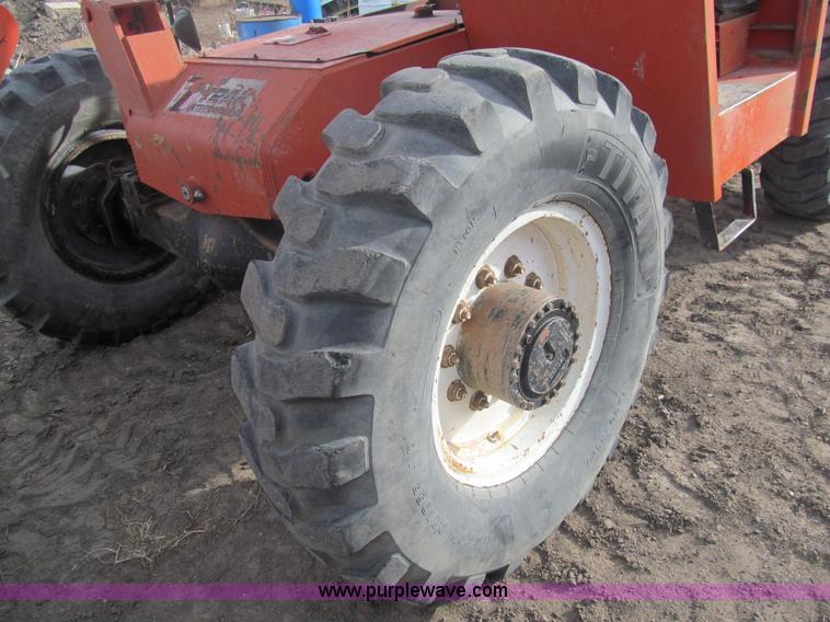 image for item G9583 1990 SkyTrac 6036 telehandler