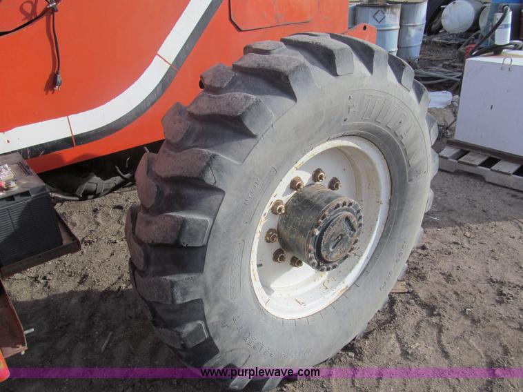 image for item G9583 1990 SkyTrac 6036 telehandler