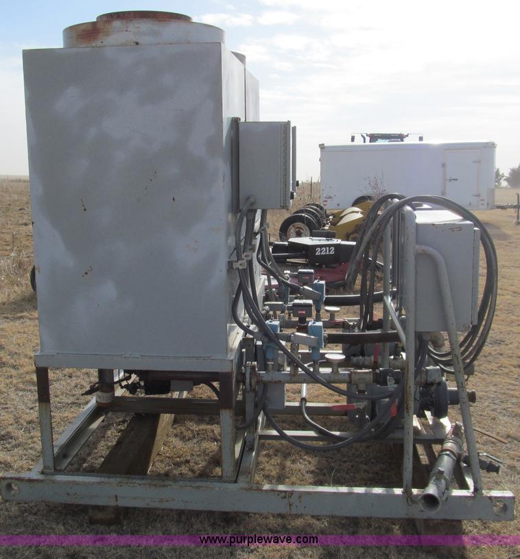 image for item G9636 2002 Sioux D2000 portable concrete plant water heater